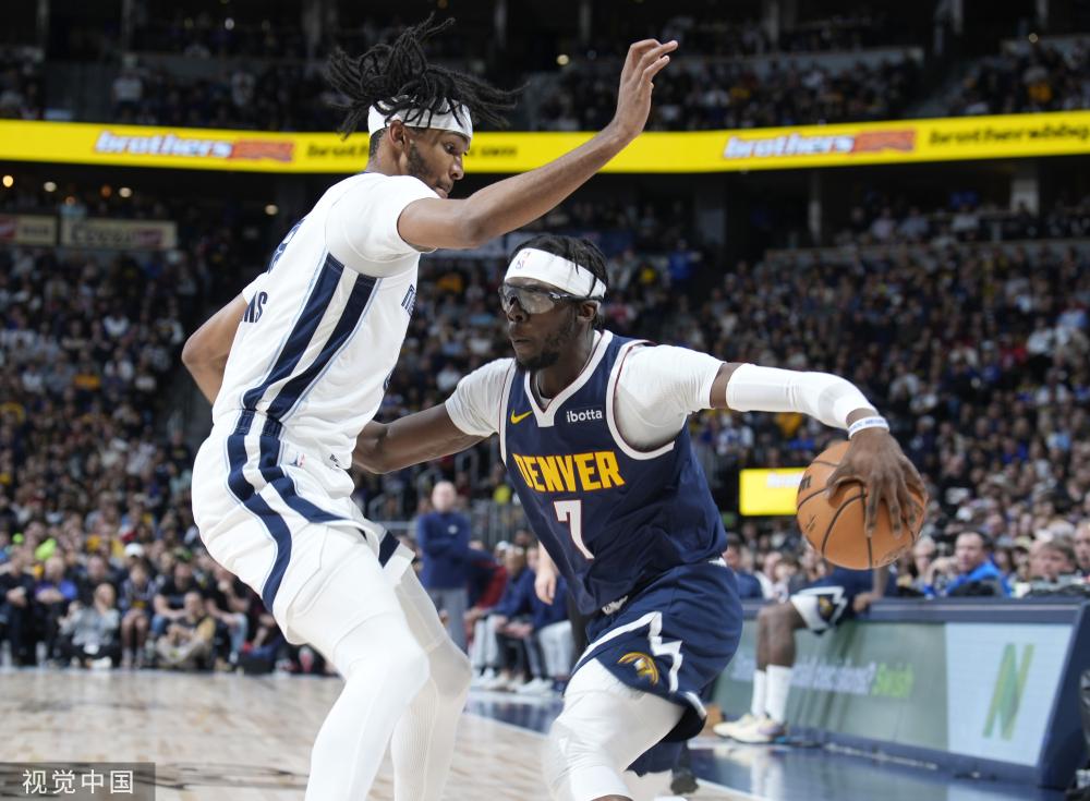 年轻球员对 年轻球员对