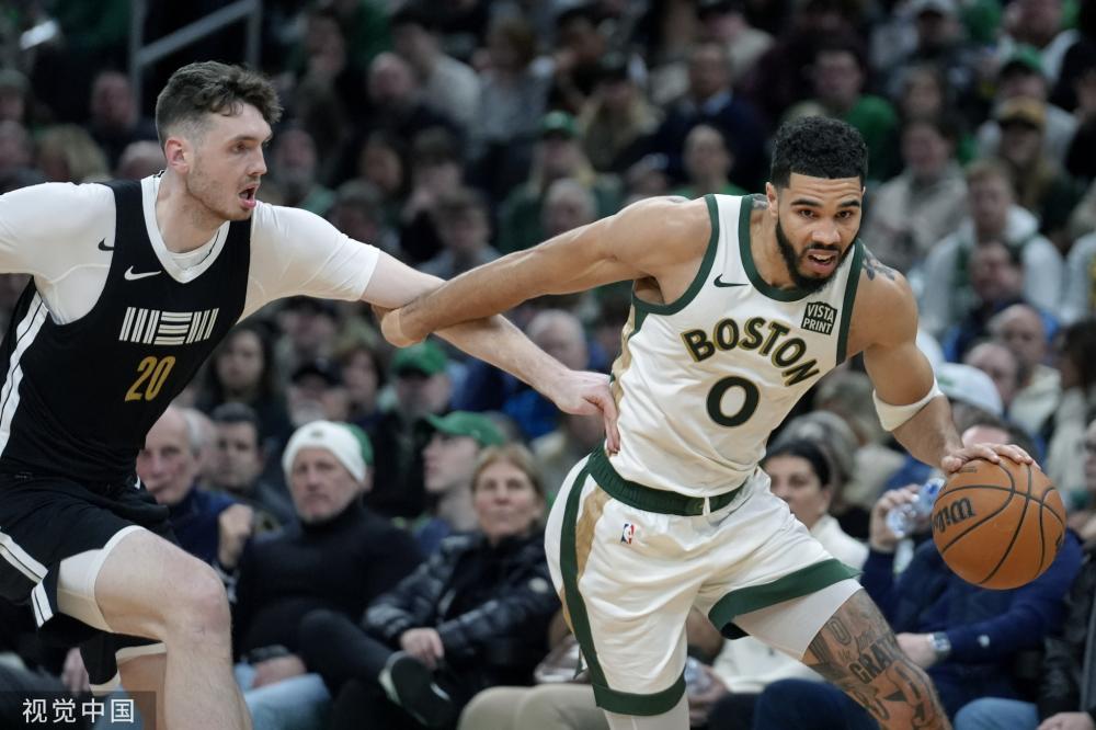 后卫提拔至 后卫提拔至