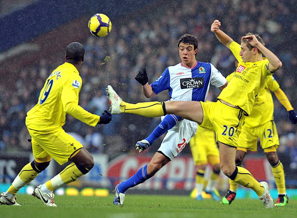 雷克对多伦 雷克对多伦